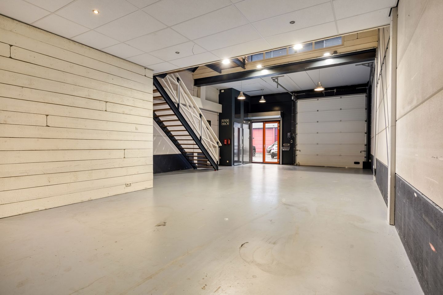 View photo 4 of Admiraal De Ruyterstraat 16-G