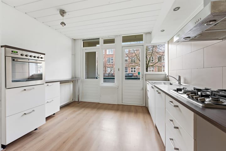 Photo 3 of Herman Gorterstraat 10-A