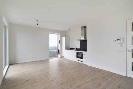 Jan Duikerhof 122 secondary image