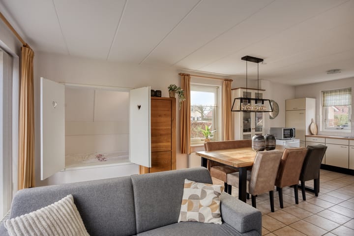 Foto 15 van Zuidlaarderweg 37-V61