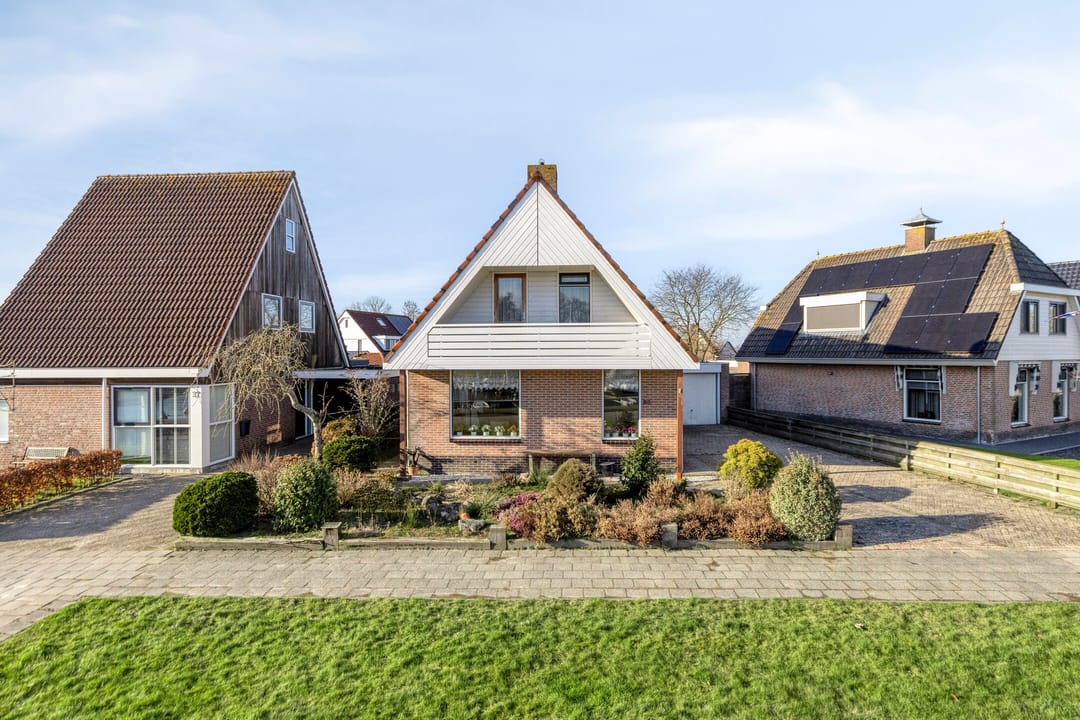 Photo 2 of Cantecleer 39