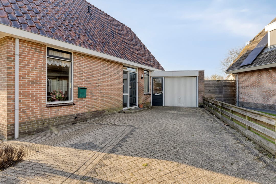 Photo 8 of Cantecleer 39