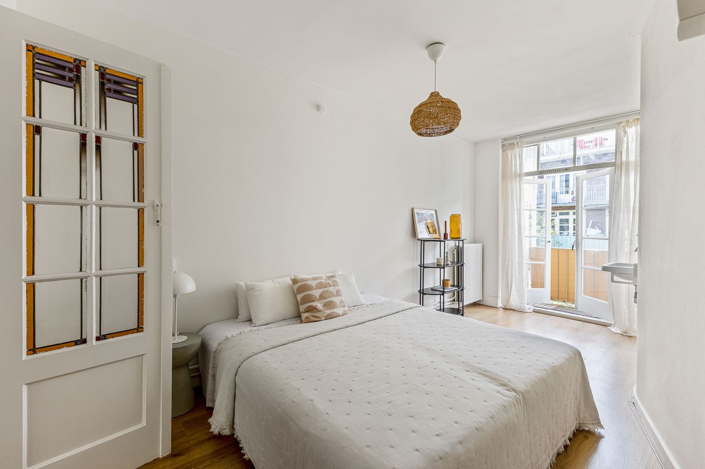 View photo 3 of Hunzestraat 92-94