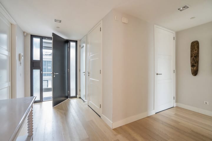 Photo 5 of Zeestraat 21