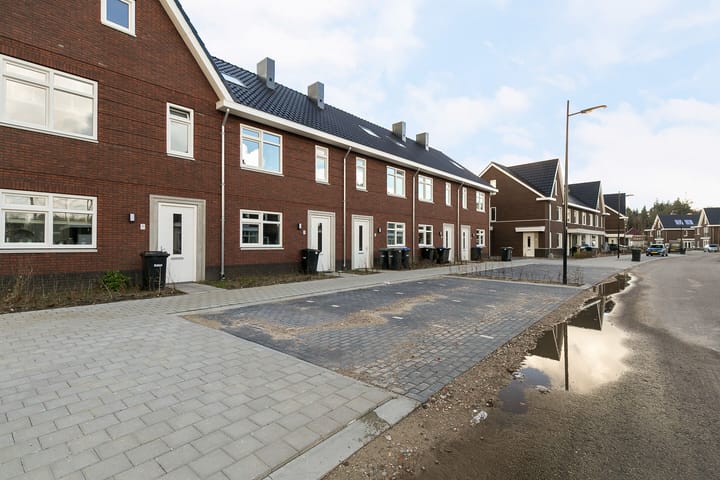 Photo 3 of Zonnelaan 127