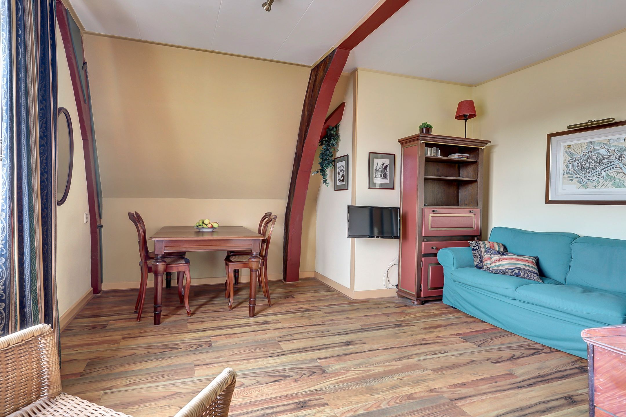 Foto 12 van Dam 63-F