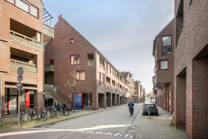 Photo 26 of Spinhuispad 64