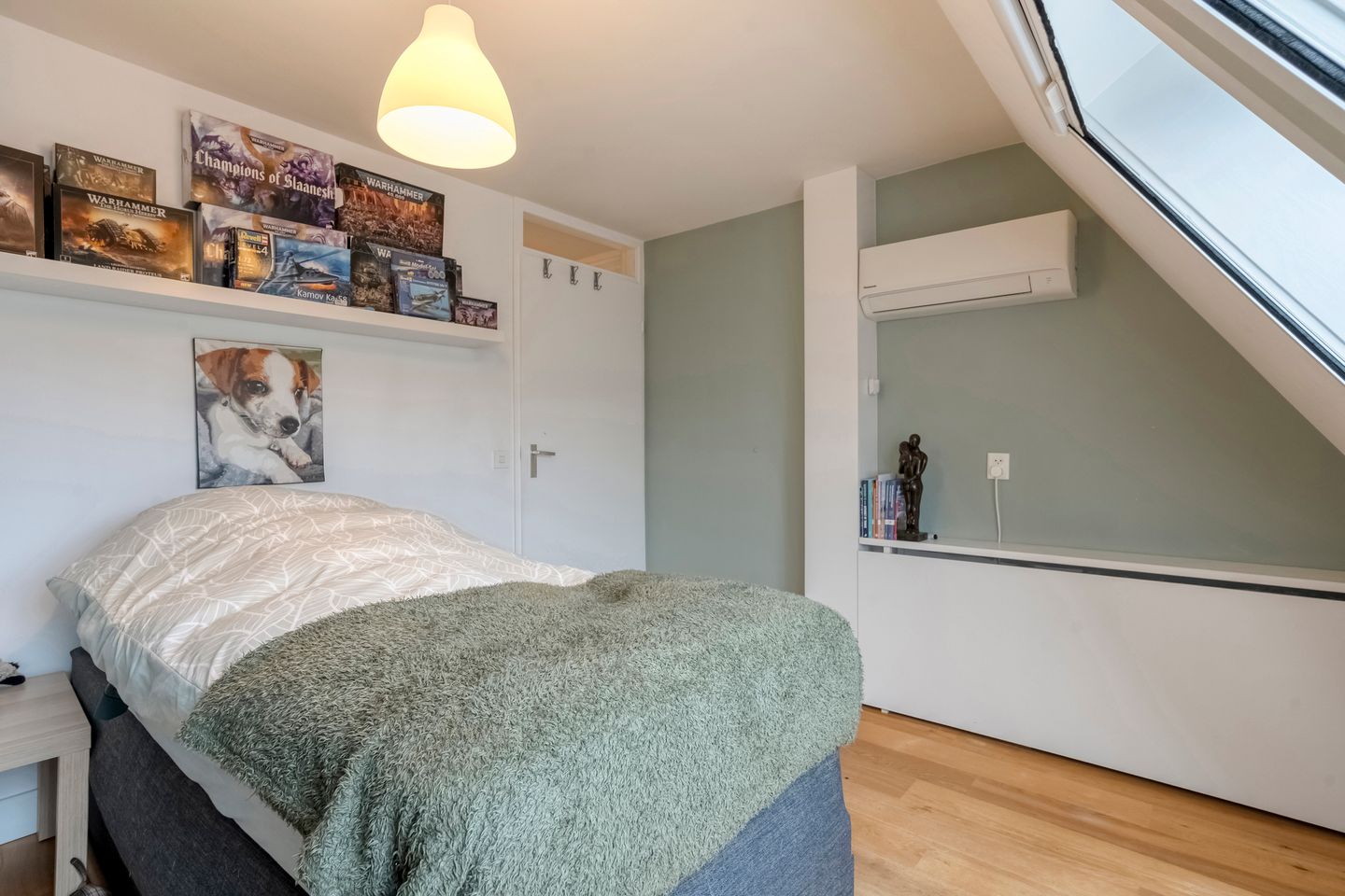 Foto 25 van Scriveriusmate 34