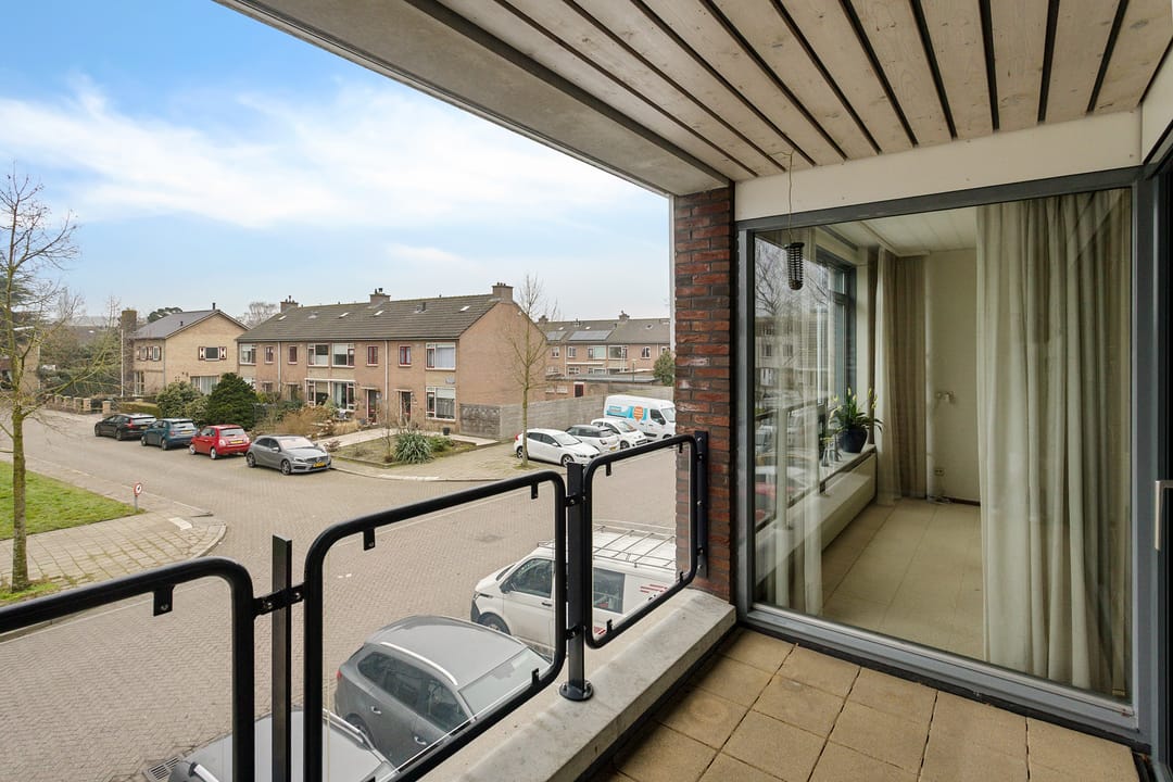 Photo 2 of Eemborg 12