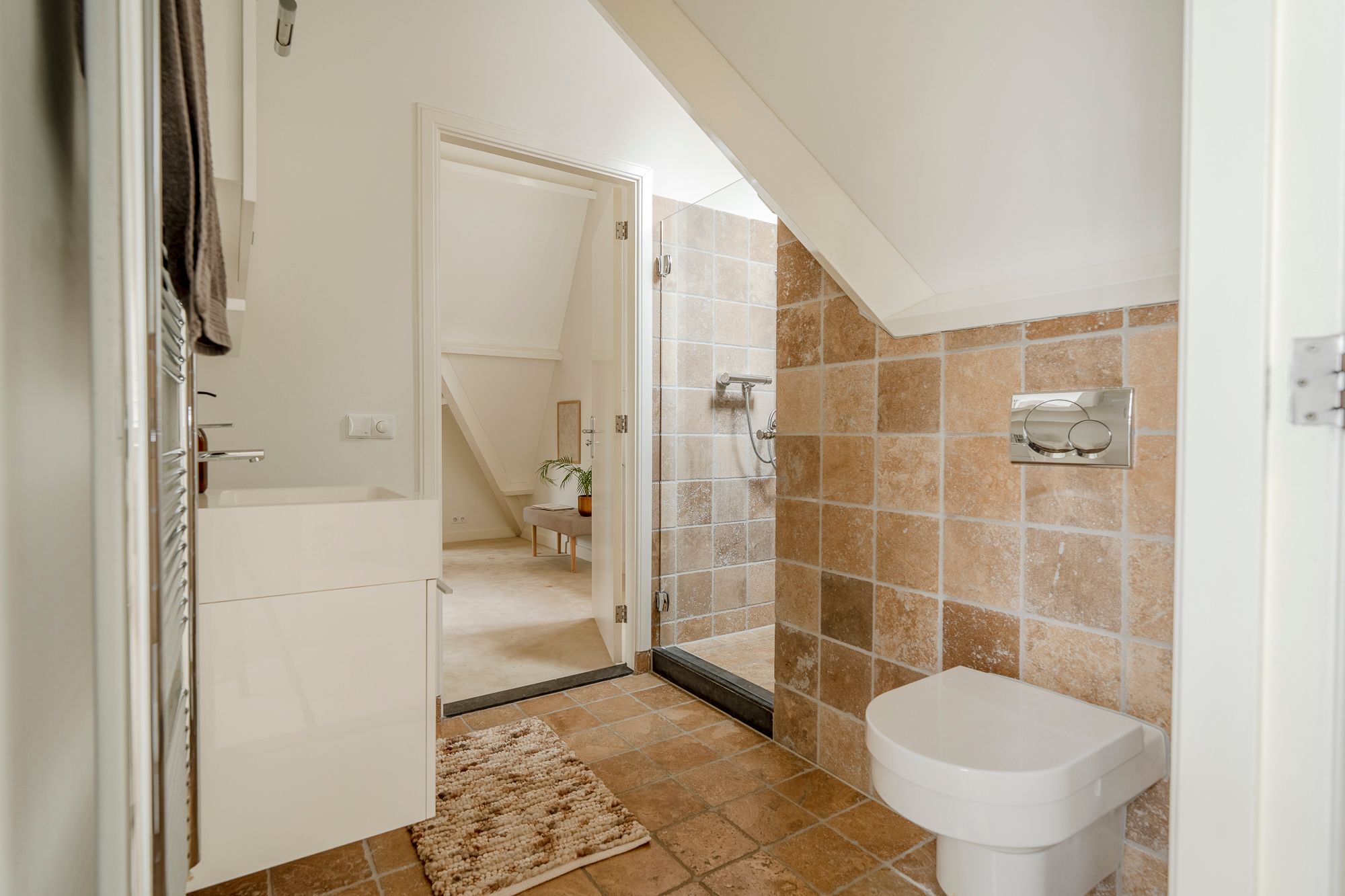 Foto 42 van Van der Oudermeulenlaan 19