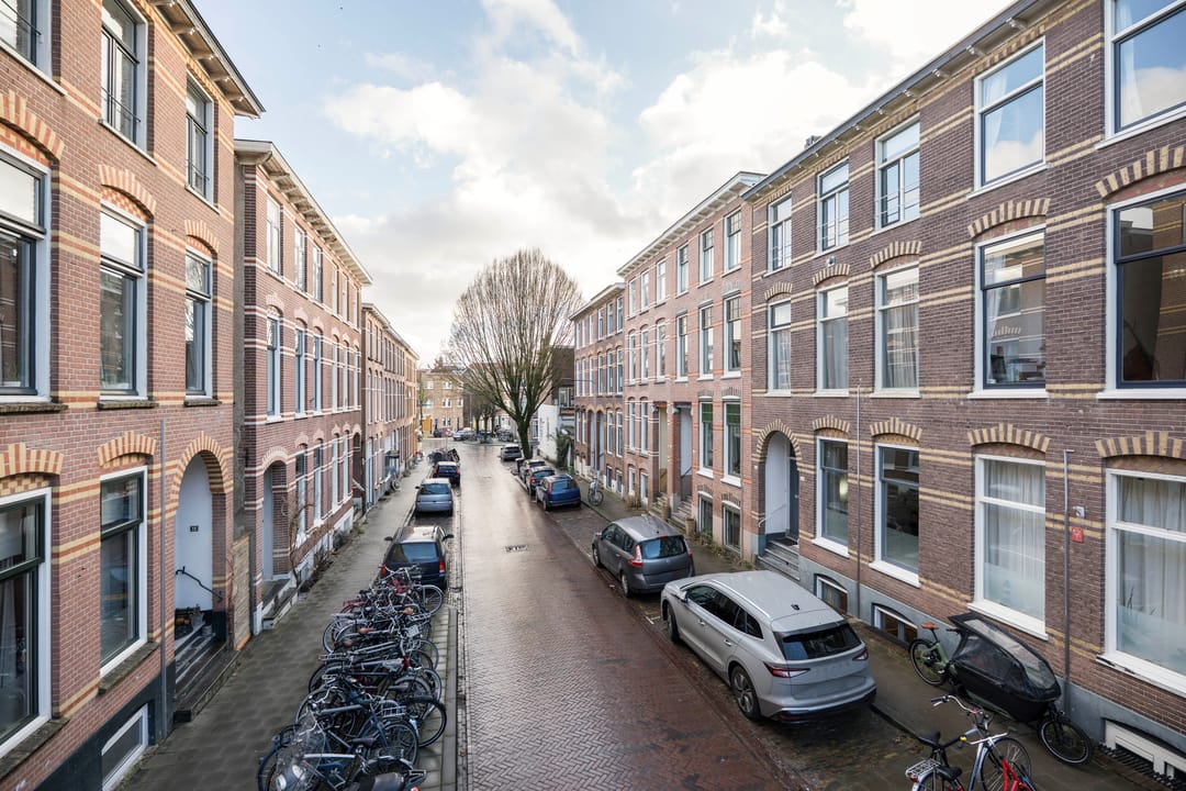 Photo 62 of Bouwmeesterstraat 20