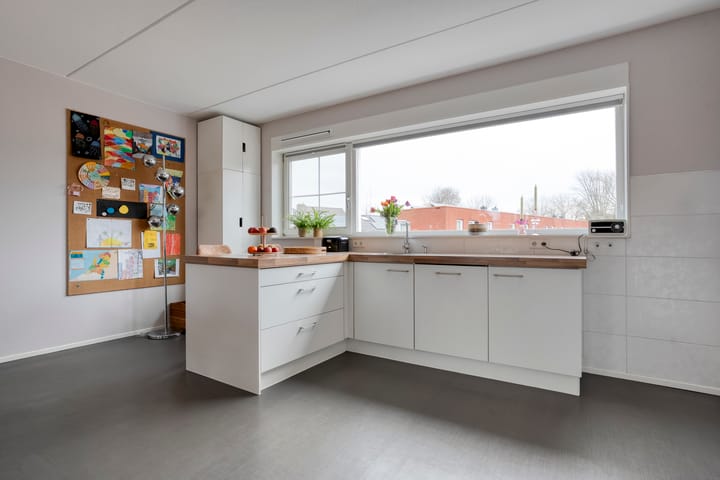 Photo 3 of Schaperstraat 12