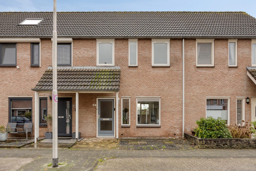 Photo 1 of Drielstraat 38