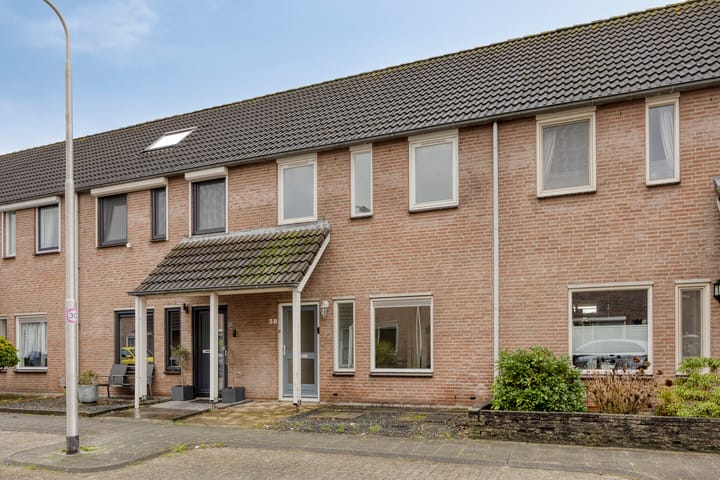 Photo 2 of Drielstraat 38