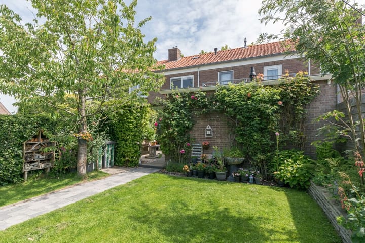 Foto 28 van Tsjerkebuorren 20