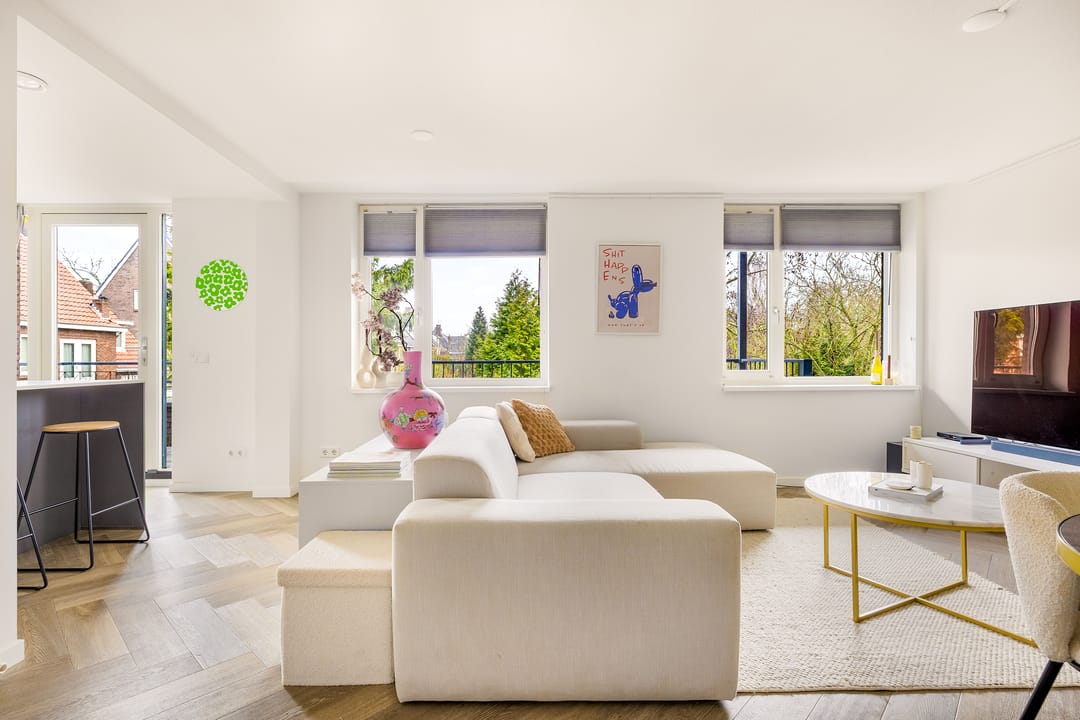 Photo 11 of Pater van den Elsenstraat 6-A