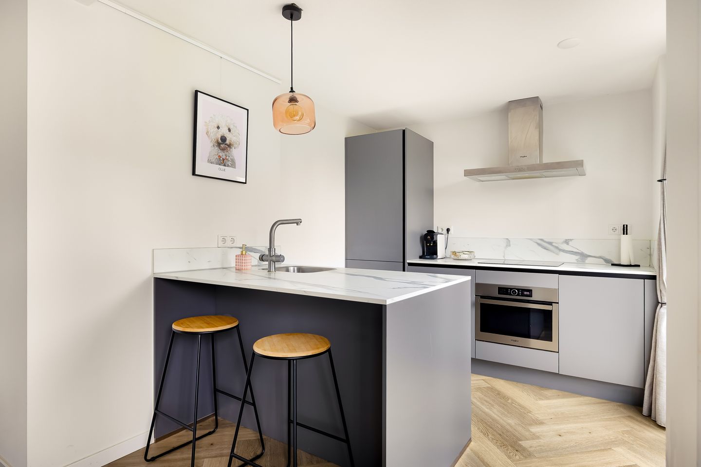 Photo 14 of Pater van den Elsenstraat 6-A