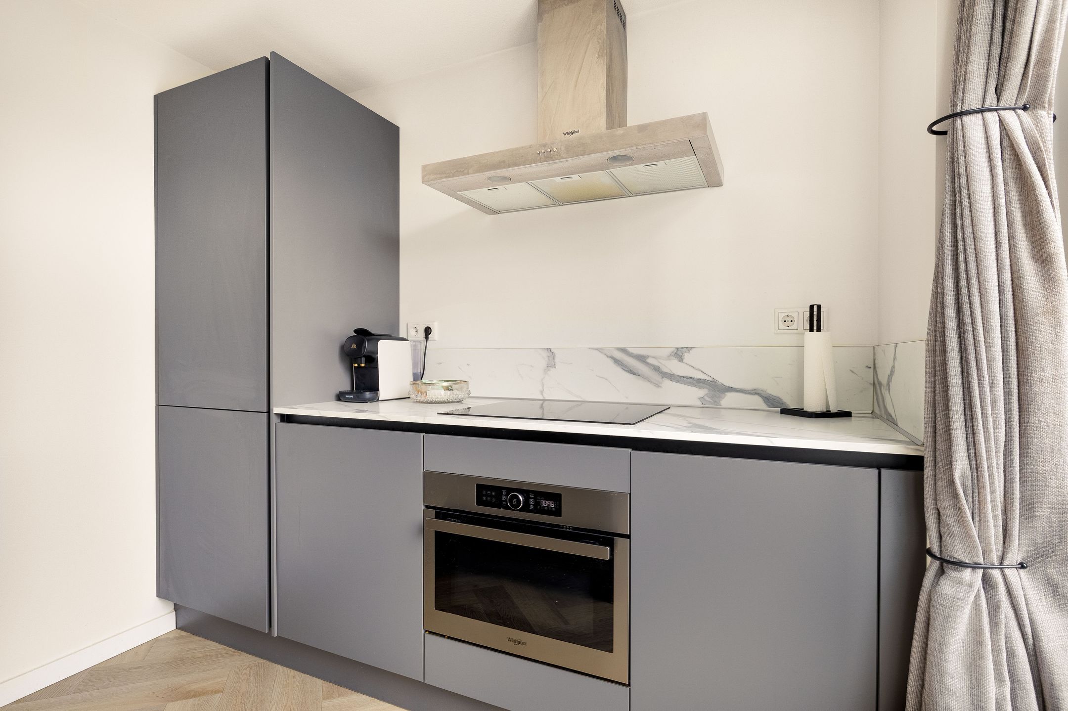 Photo 15 of Pater van den Elsenstraat 6-A