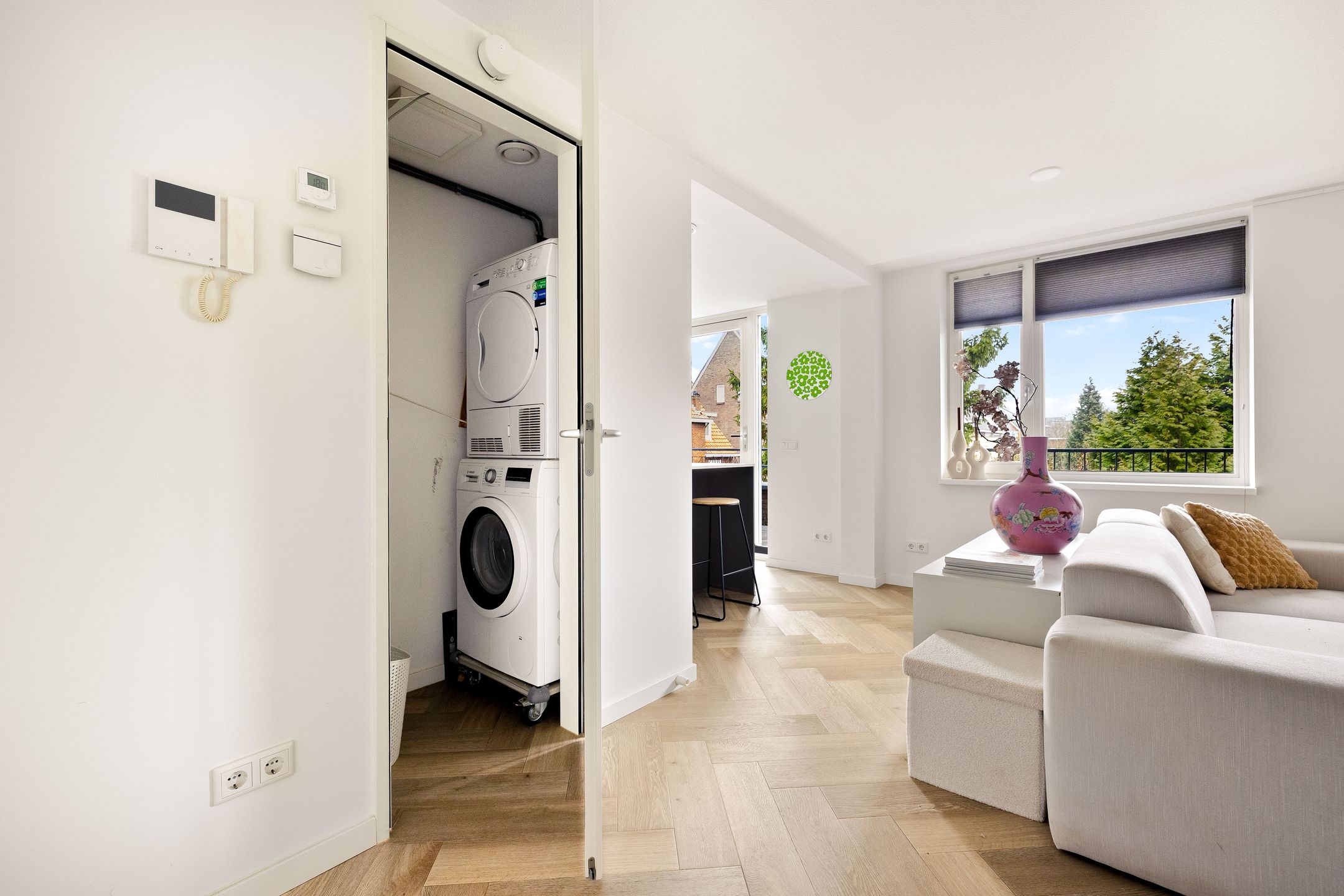 Photo 18 of Pater van den Elsenstraat 6-A