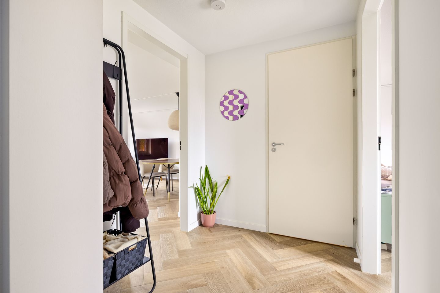 Photo 19 of Pater van den Elsenstraat 6-A