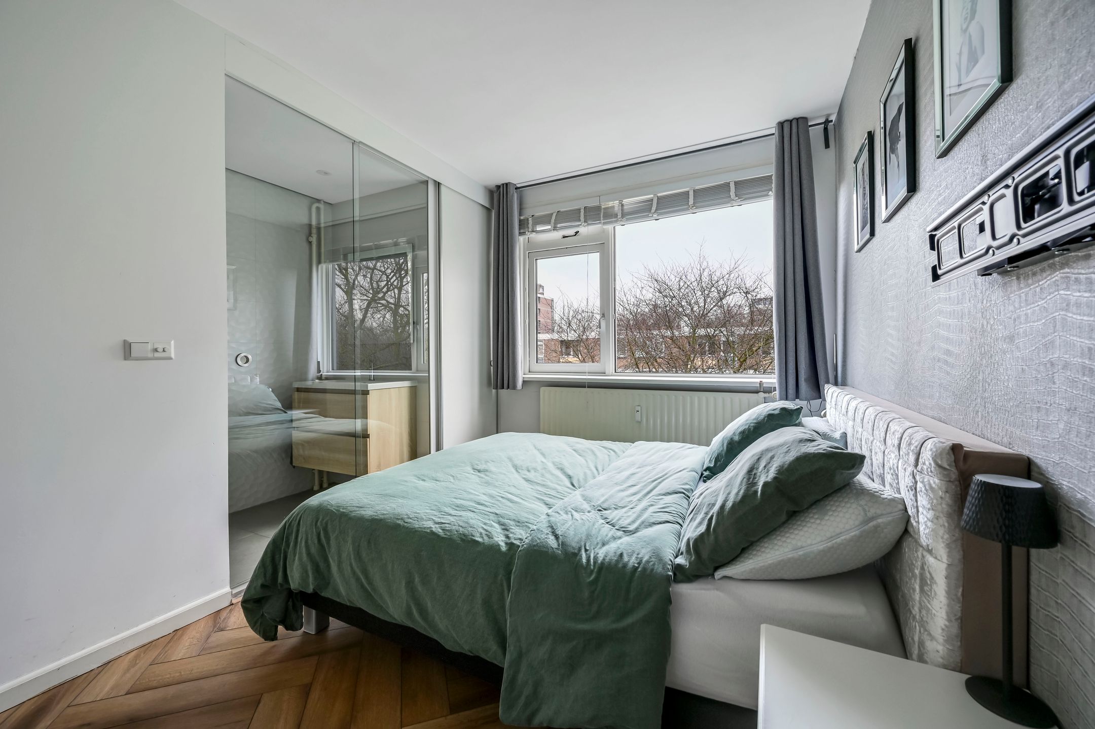 Foto 24 van van Benthuysenlaan 25