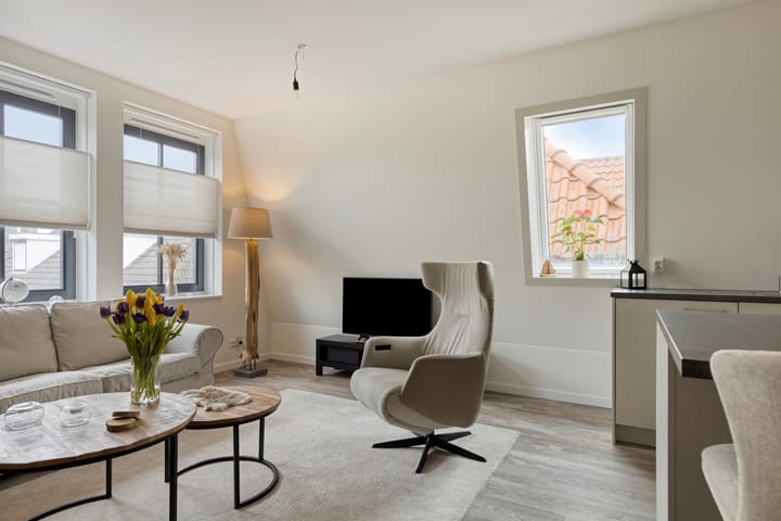 Foto 8 van Raadhuisplein 5-E