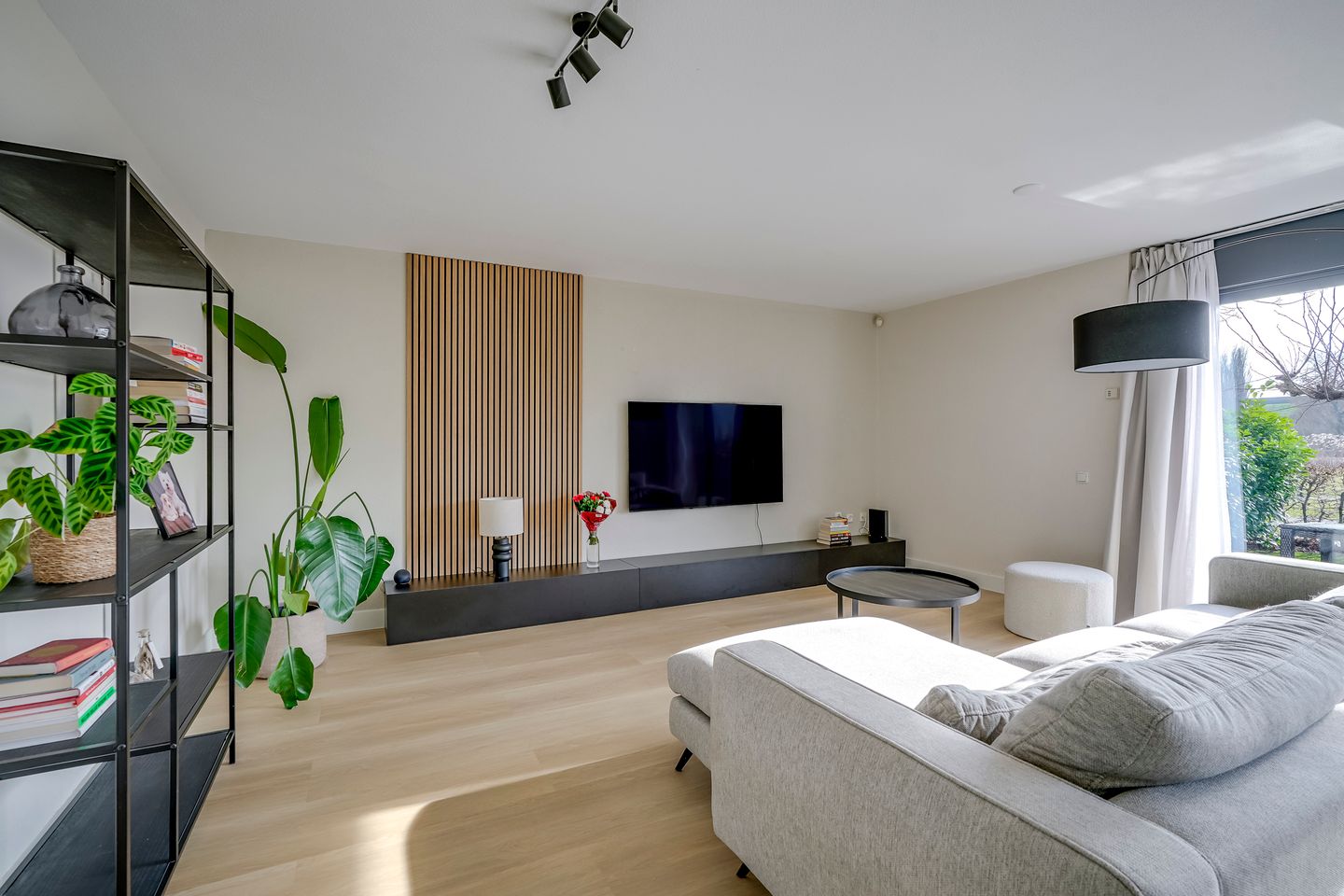 Foto 20 van Aardaker 12