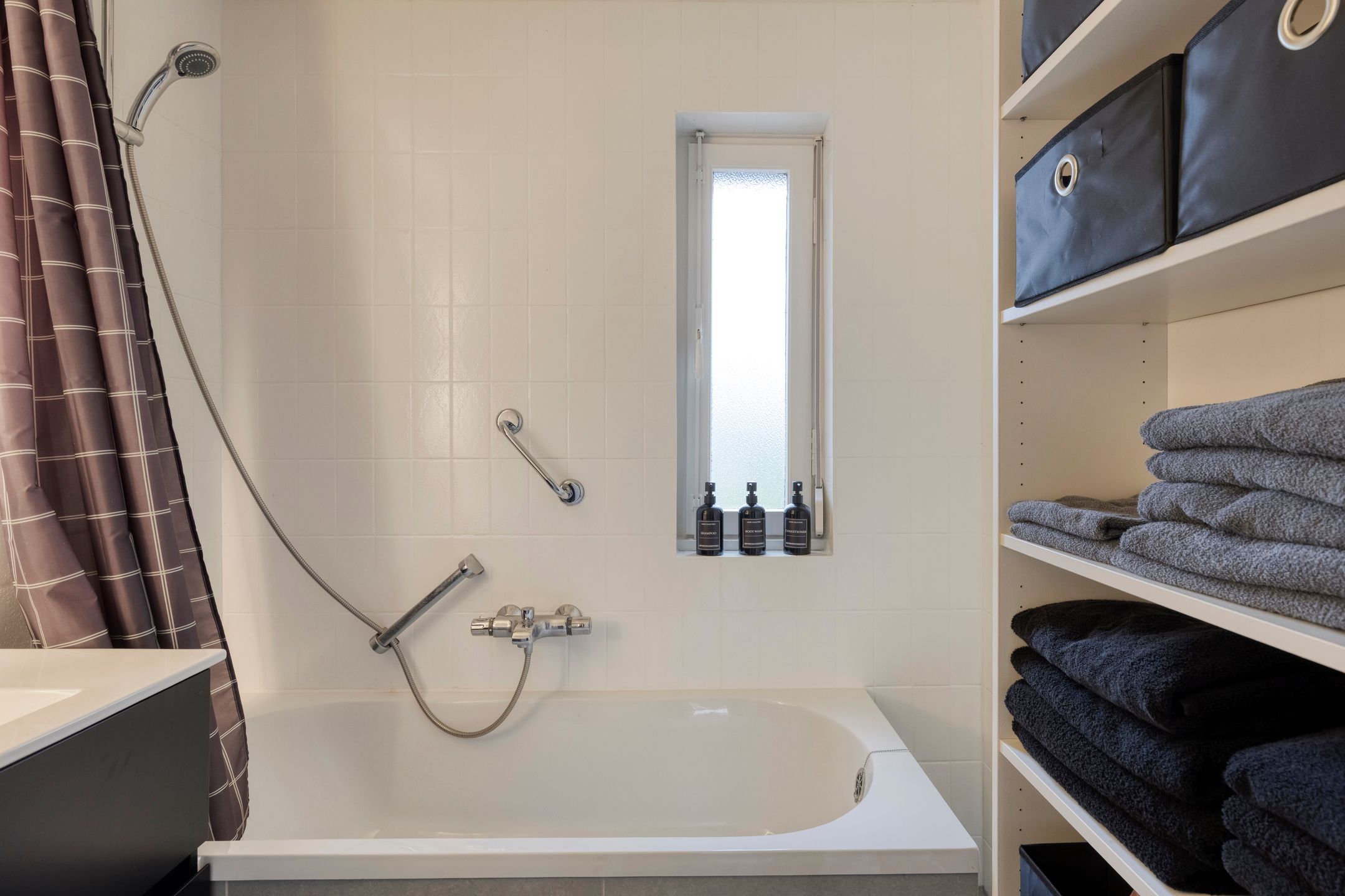 Foto 24 van Anna van Saksenstraat 8