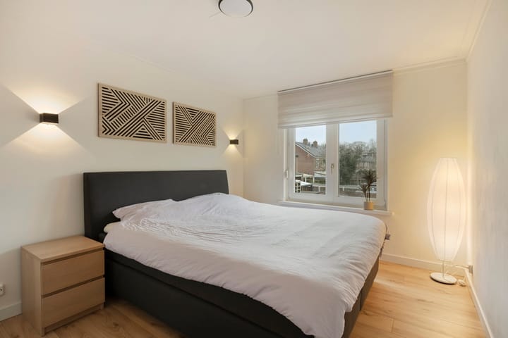 Photo 3 of Anna van Saksenstraat 8