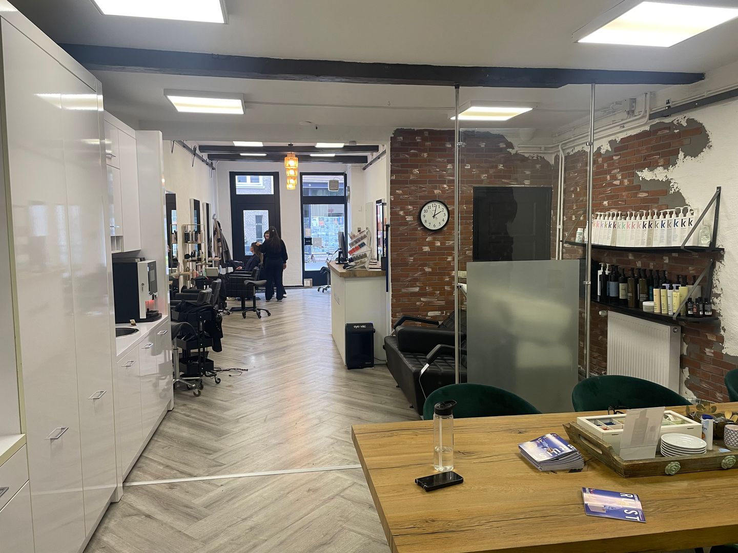 View photo 3 of Postelstraat 33