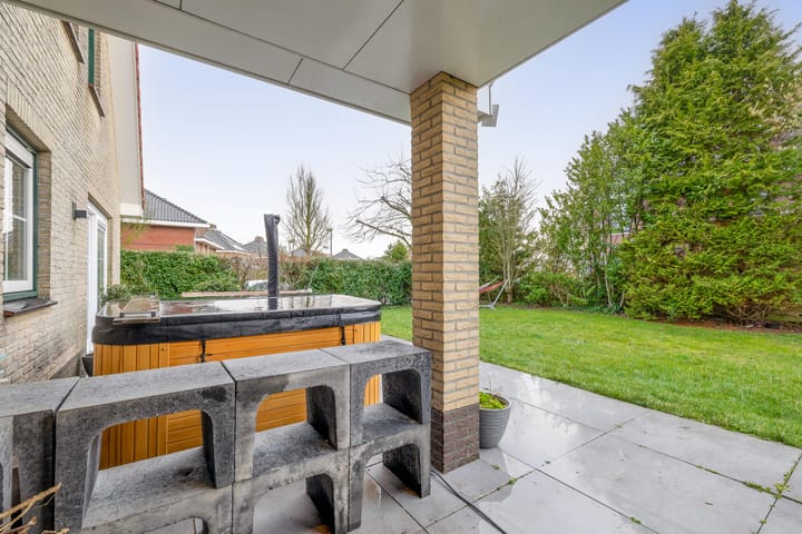 Photo 12 of Malzwin 2305