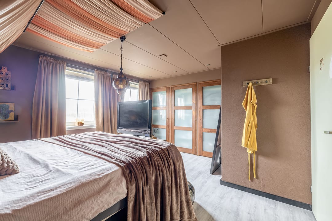 Photo 17 of Malzwin 2305