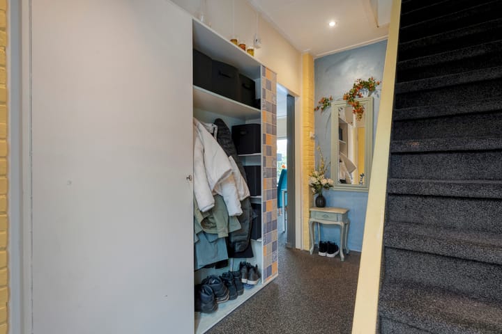 Photo 3 of Waalstraat 6