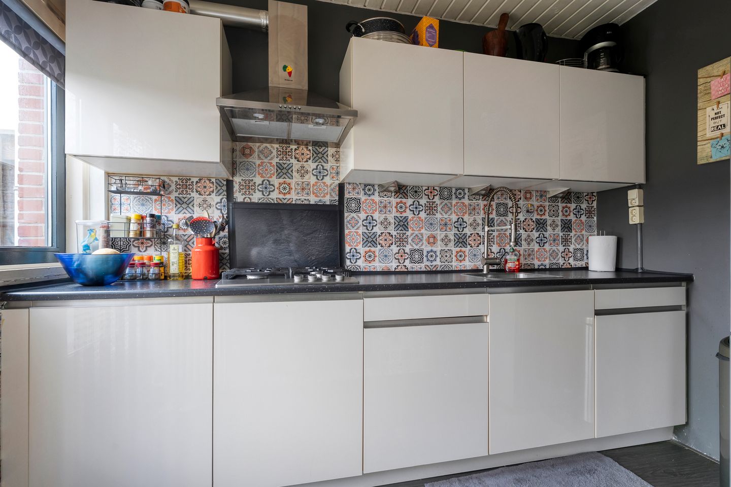 Photo 10 of Waalstraat 6