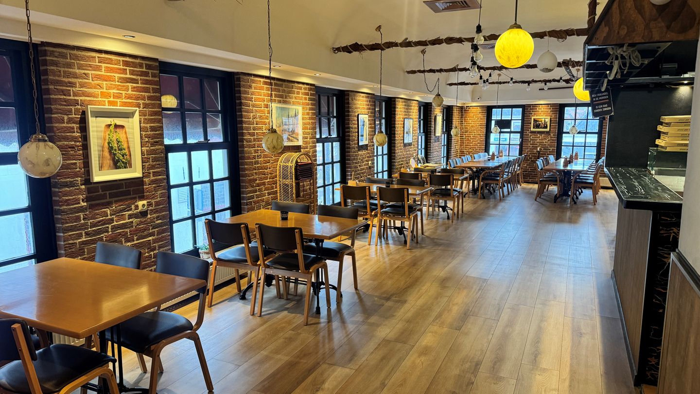 Bekijk foto 3 van Kerkstraat 2