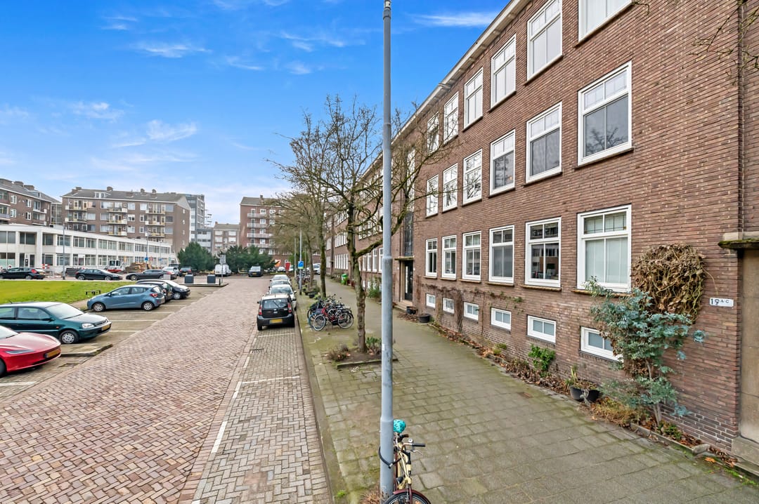 Photo 32 of Willem Schürmannstraat 19-B