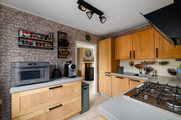 Foto 11 van Meester Baasstraat 16