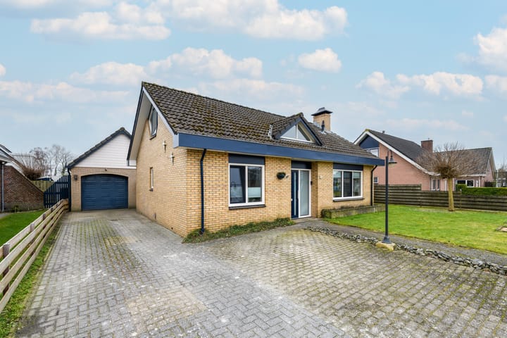 Foto 1 van Meester Baasstraat 16