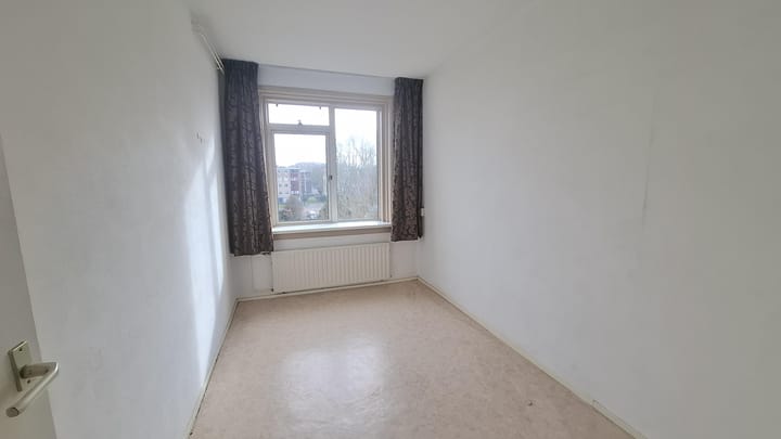 Photo 10 of Troelstraweg 38