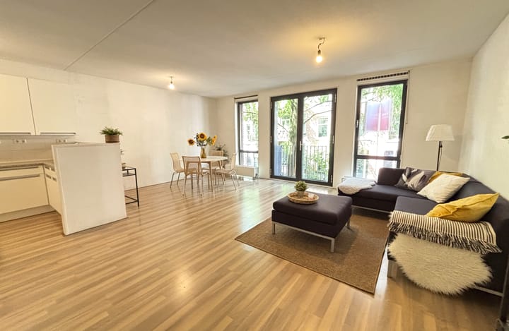 Photo 5 of Camperstraat 18-S