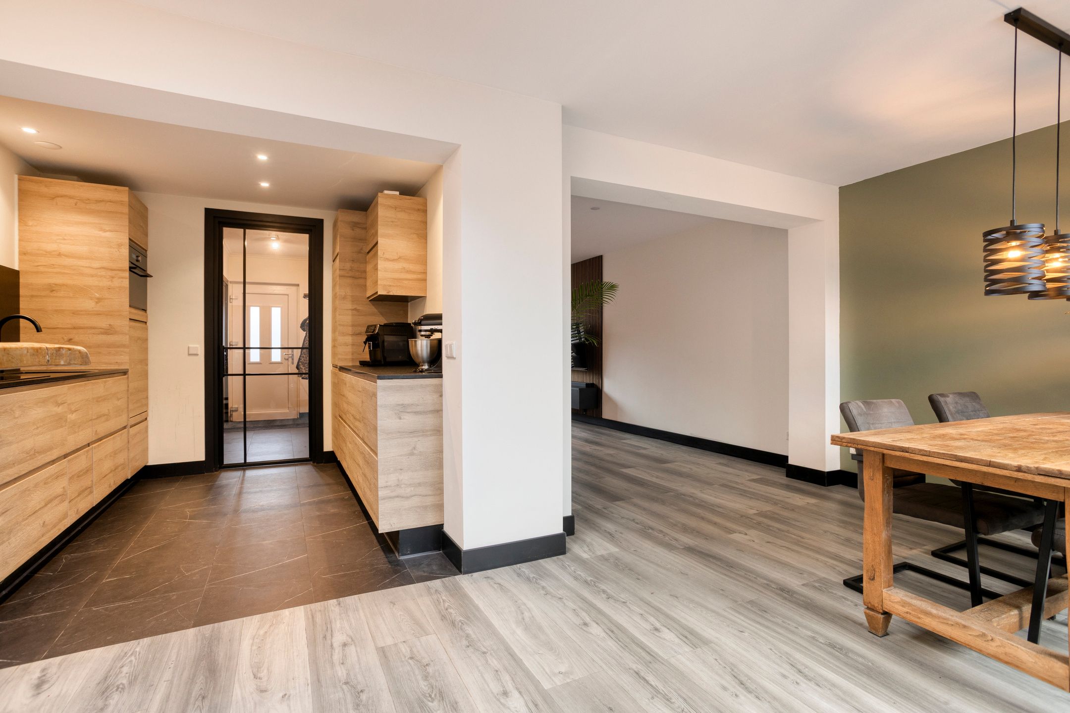 Foto 9 van Burgemeester Eekhoutstraat 45