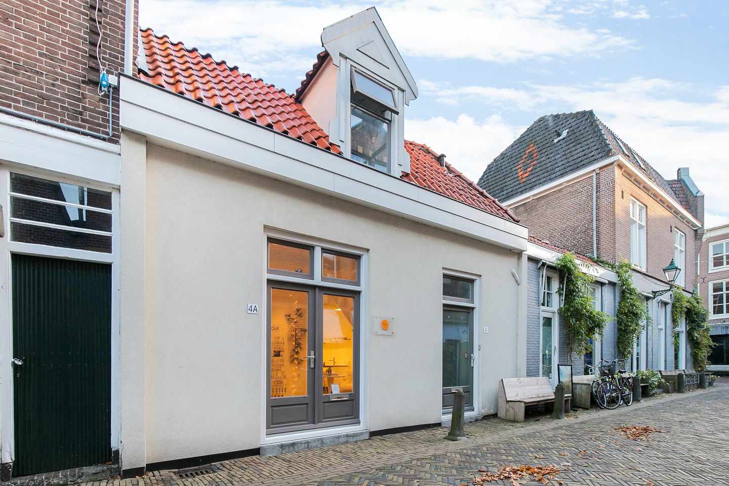 Bekijk foto 2 van Vrouwenstraat 4-A