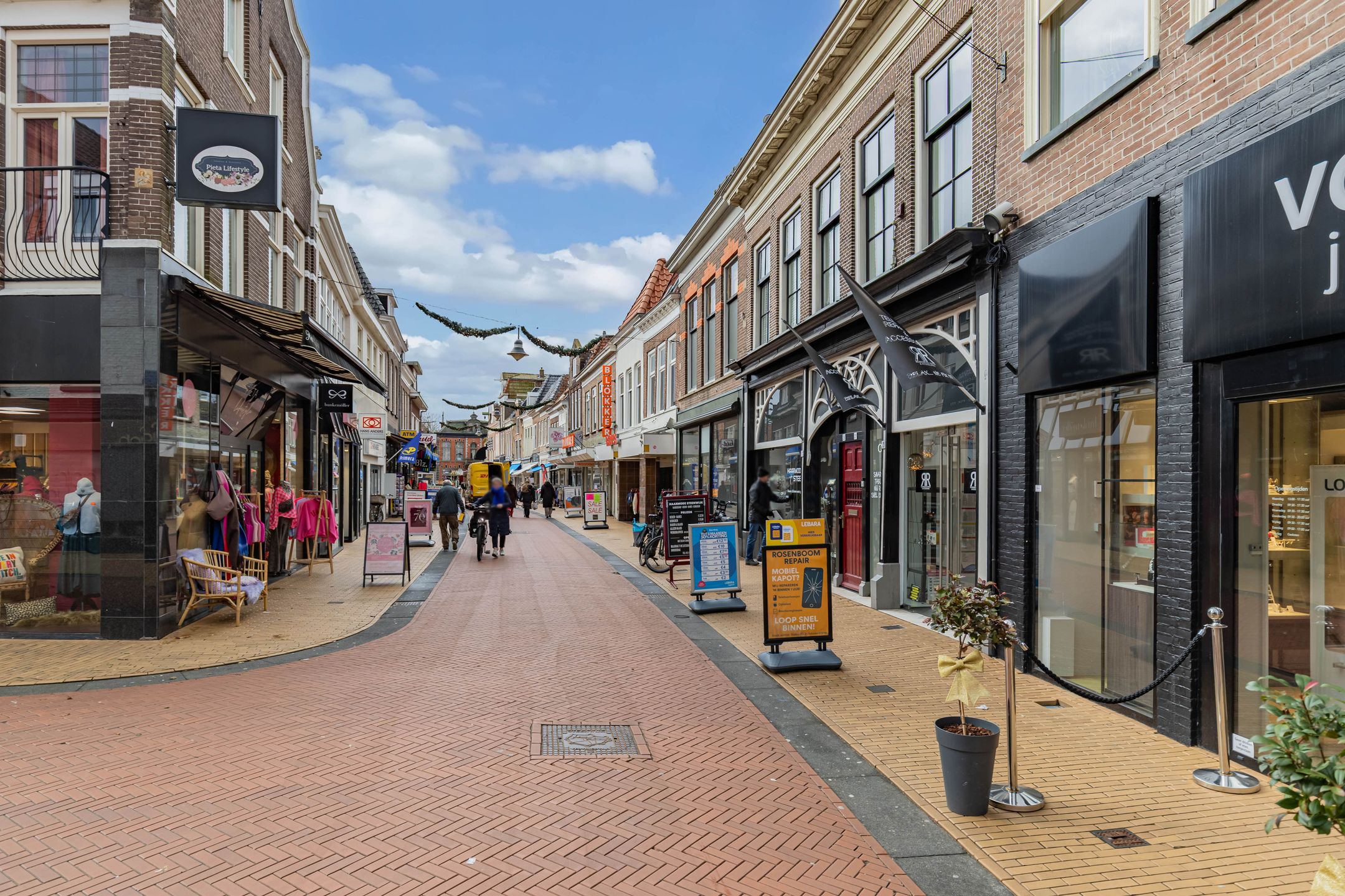 Photo 21 of Oosterstraat 26