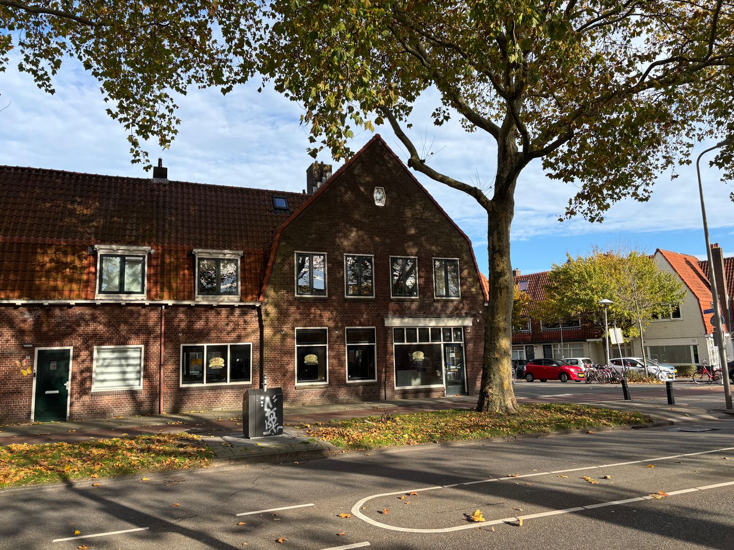 Bekijk foto 3 van Royaards van den Hamkade 95