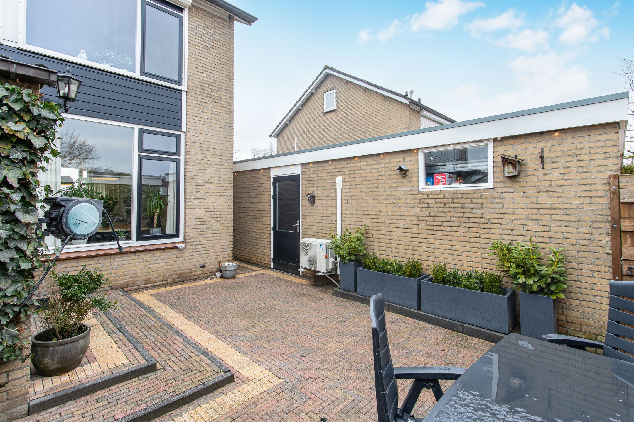 Foto 48 van Parallelweg 54