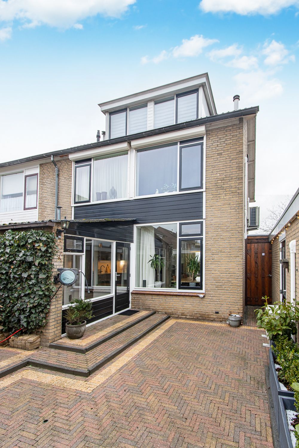 Foto 49 van Parallelweg 54