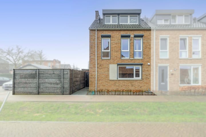 Foto 2 van Kerkhofweg 14