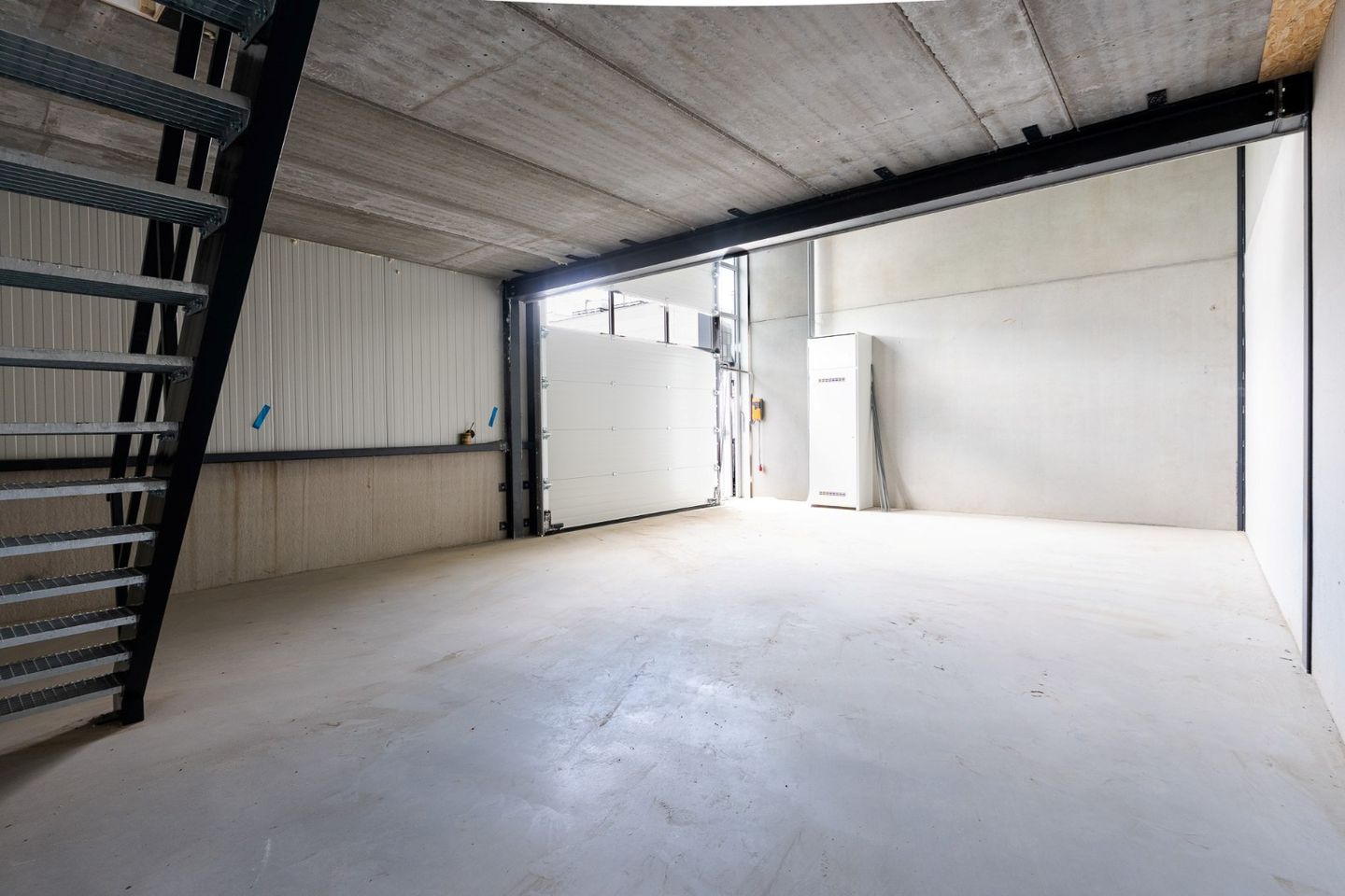 View photo 3 of Groethofstraat 17-J