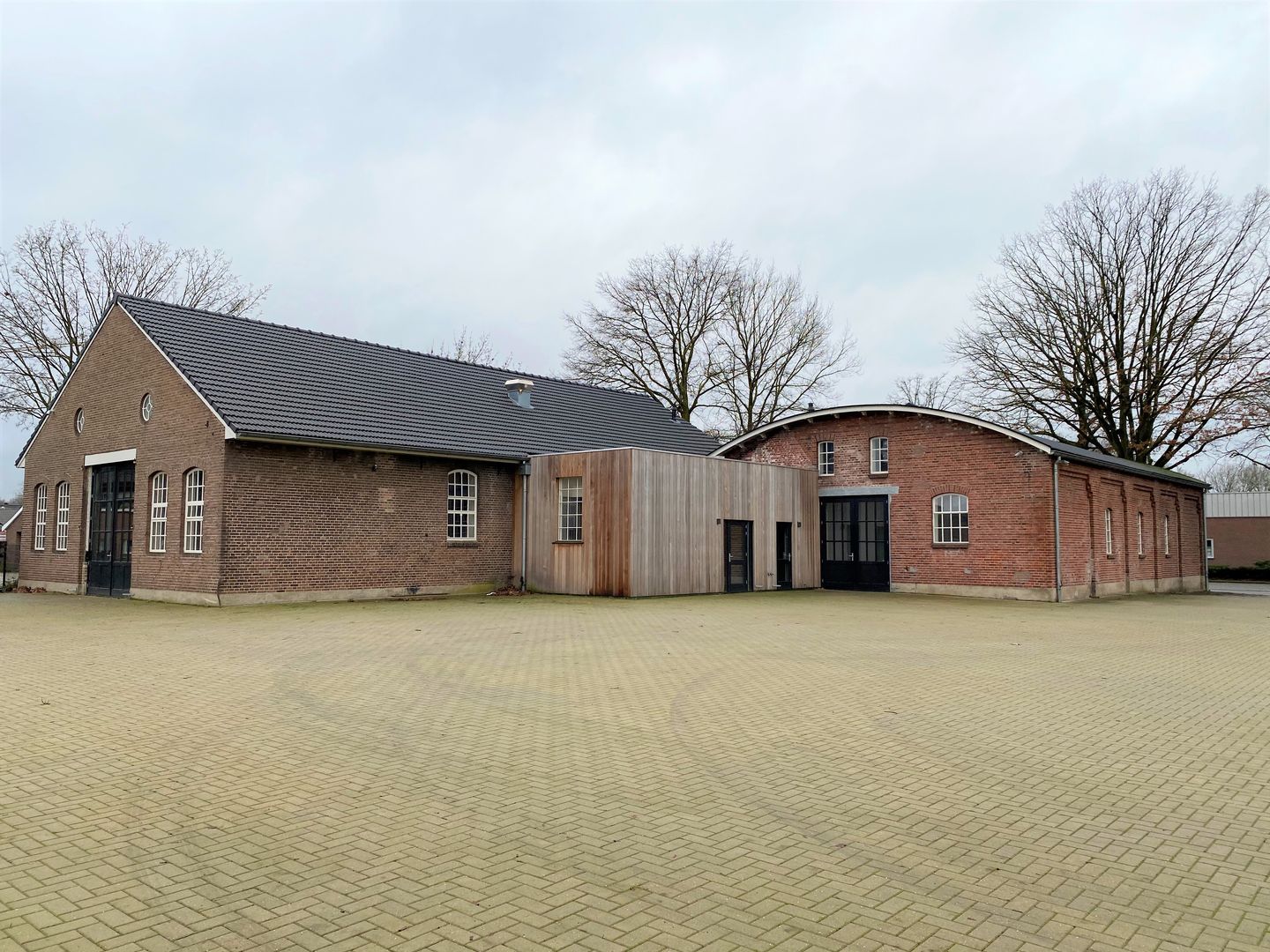 Bekijk foto 1 van Industriestraat 9-11