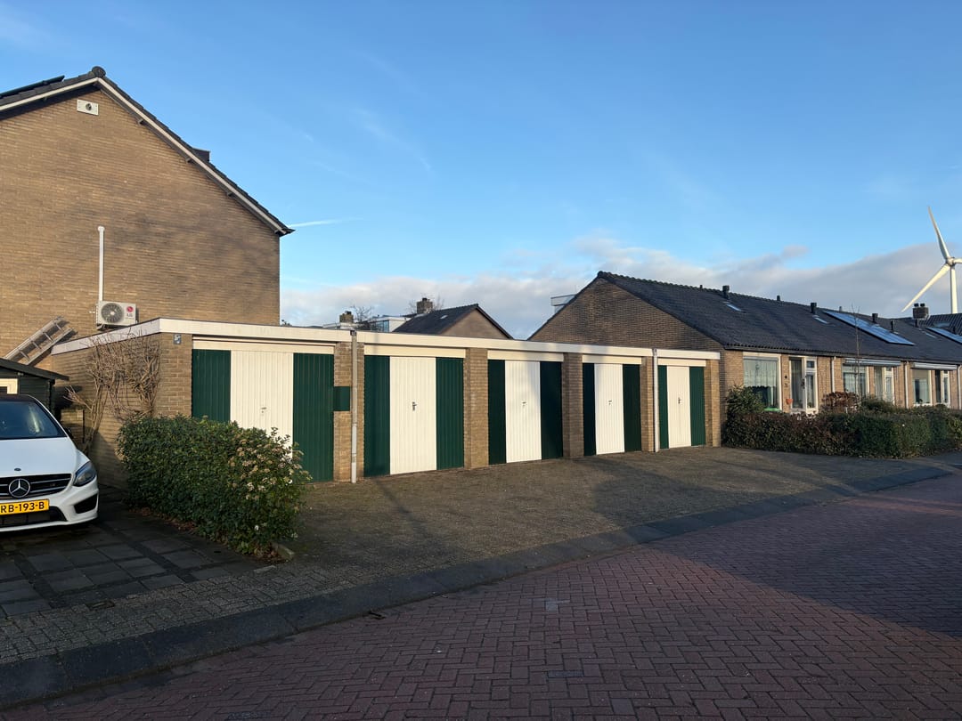 Foto 2 van Burghtweg 1c